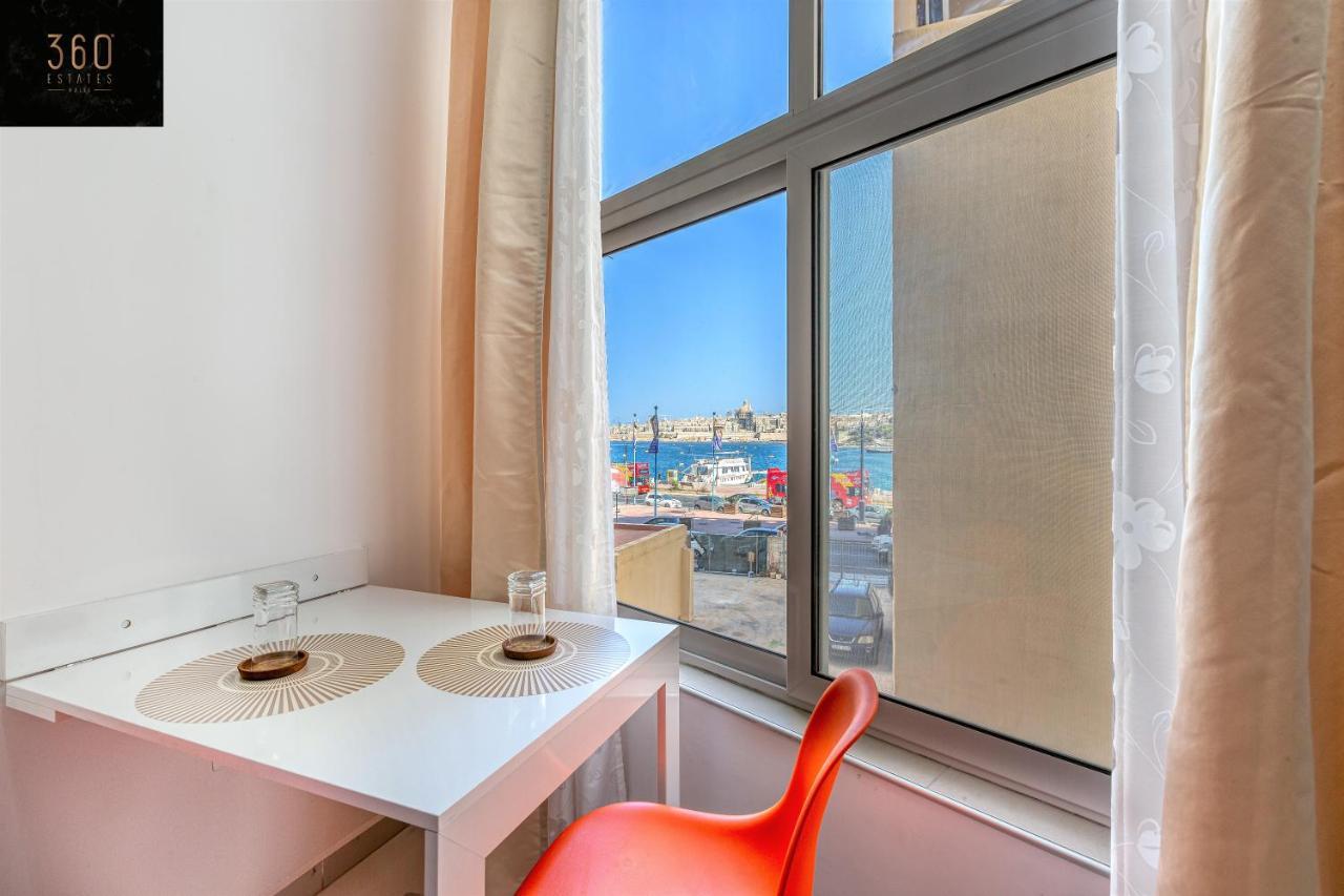 The By 360 Estates شقة سليمة